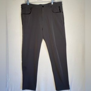 Four Laps Athletic Traverse Pants Mens Size 38x32 Stretch Water Resistant Gray
